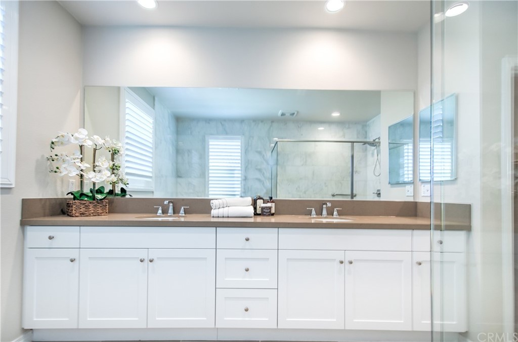 138 Brambles Irvine, CA 92618 - Photo 31 of 48