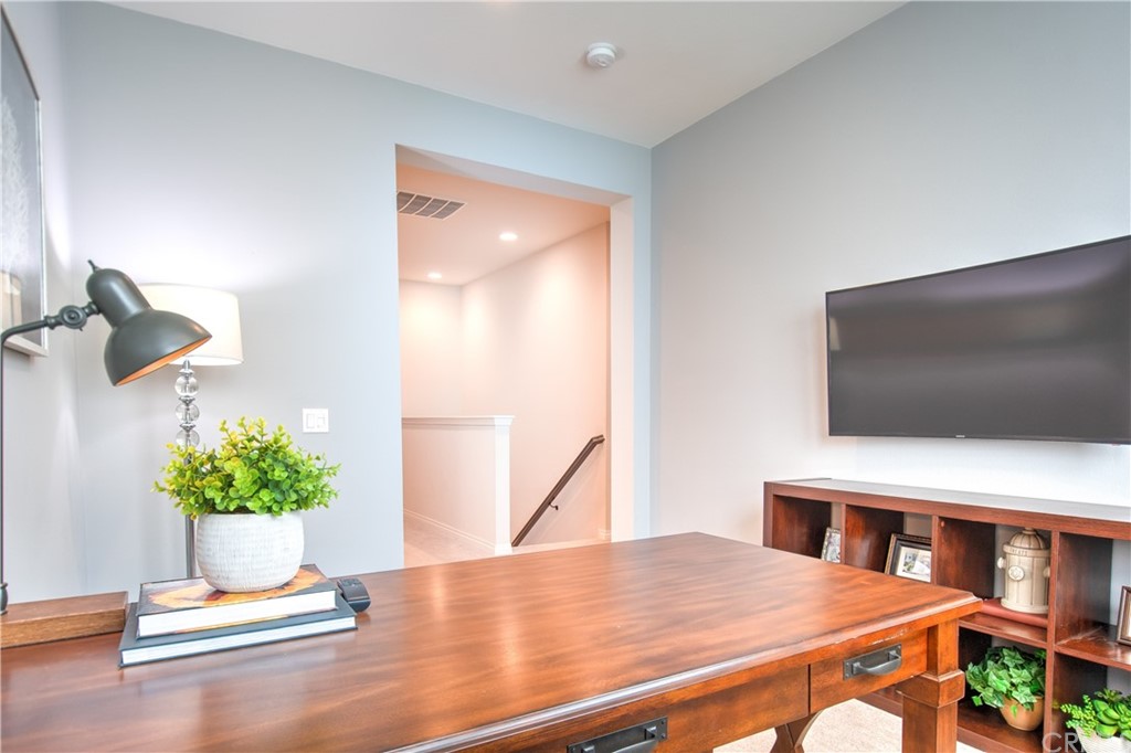 138 Brambles Irvine, CA 92618 - Photo 33 of 48