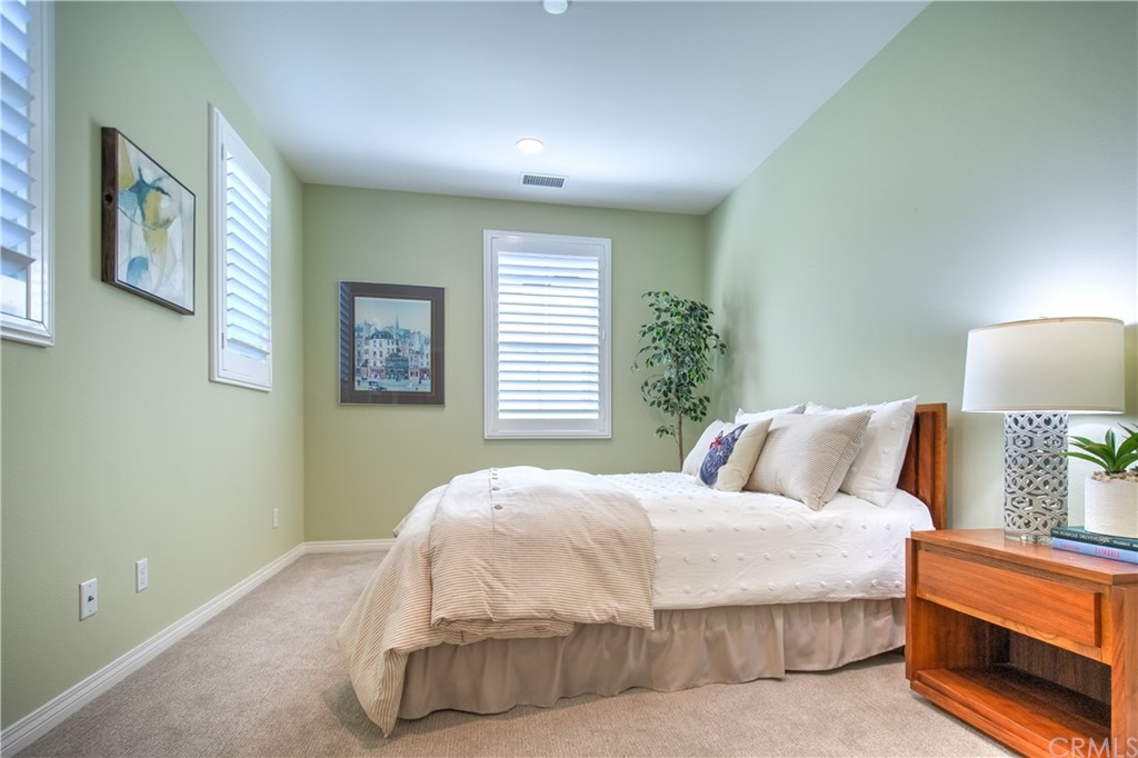 138 Brambles Irvine, CA 92618 - Photo 36 of 48