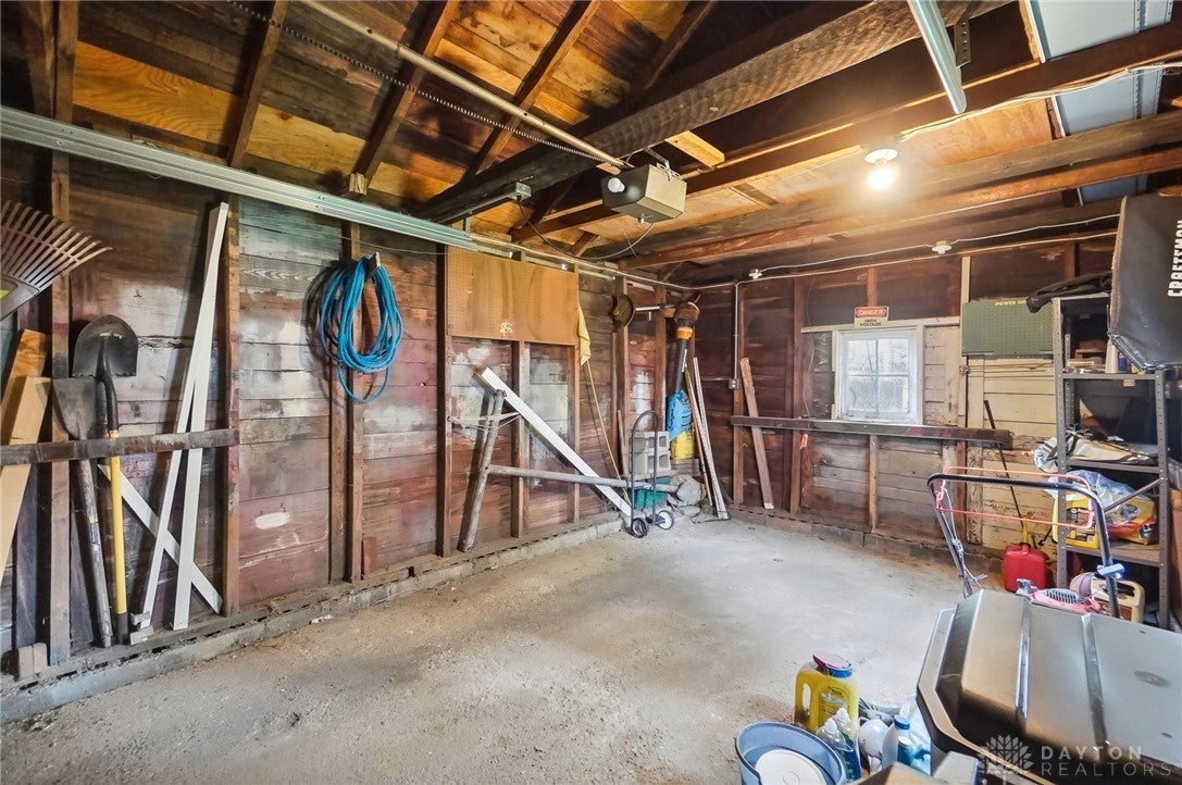1027 North Burnett Road Springfield, OH 45503 - Photo 29 of 30 Gallery Image 29