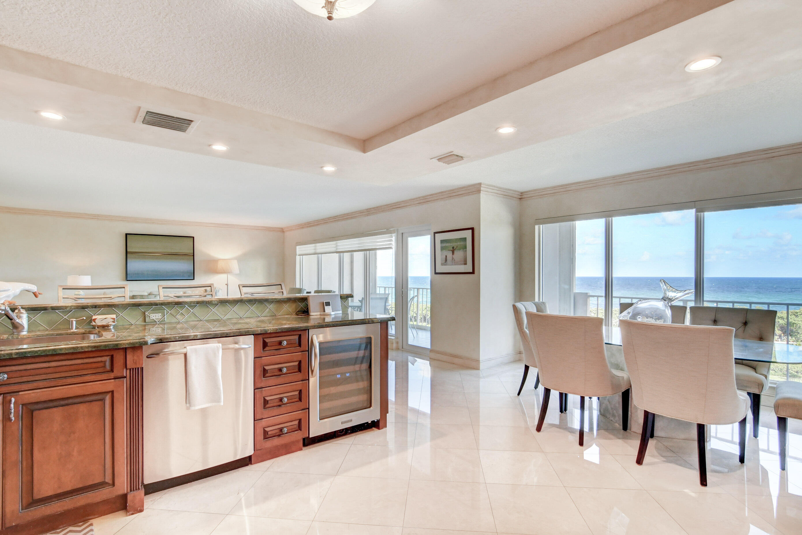4301 North Ocean Boulevard, Unit 607 Boca Raton, FL 33431 - Photo 13 of 84 Lots Of Natural Light!