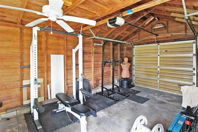 $3,600 | 2321 18th Avenue West, Bradenton, FL 34205