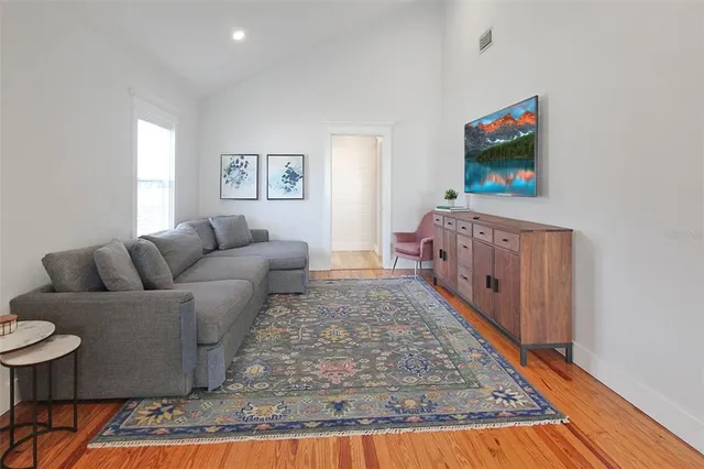 $3,600 | 2321 18th Avenue West, Bradenton, FL 34205