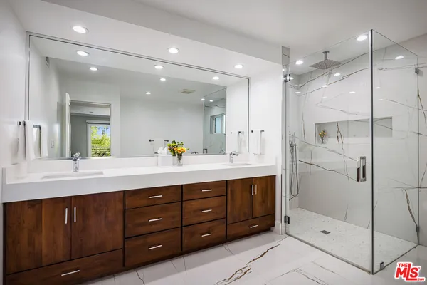 $2,398,000 | 3589 Multiview Drive, Los Angeles, CA 90068