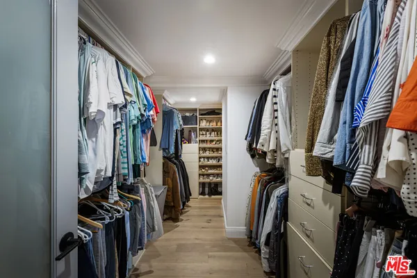 $2,398,000 | 3589 Multiview Drive, Los Angeles, CA 90068