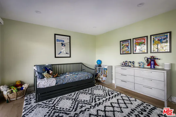 $2,398,000 | 3589 Multiview Drive, Los Angeles, CA 90068