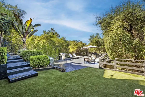 $2,398,000 | 3589 Multiview Drive, Los Angeles, CA 90068