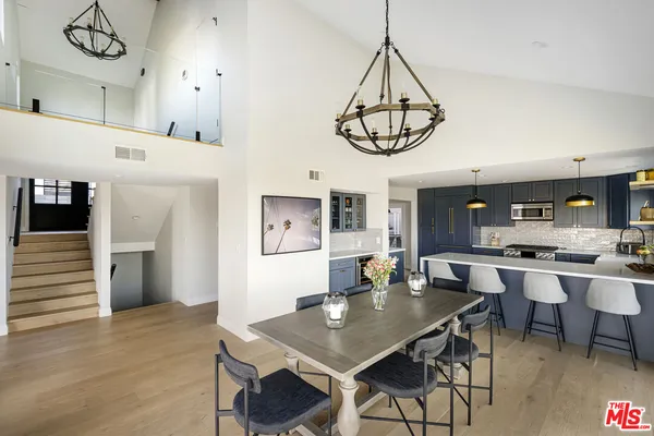 $2,398,000 | 3589 Multiview Drive, Los Angeles, CA 90068