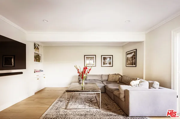 $2,398,000 | 3589 Multiview Drive, Los Angeles, CA 90068