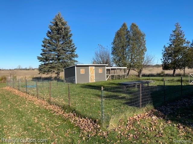 7018 Jefferson Road North Branch, MI 48461 - Photo 3 of 20