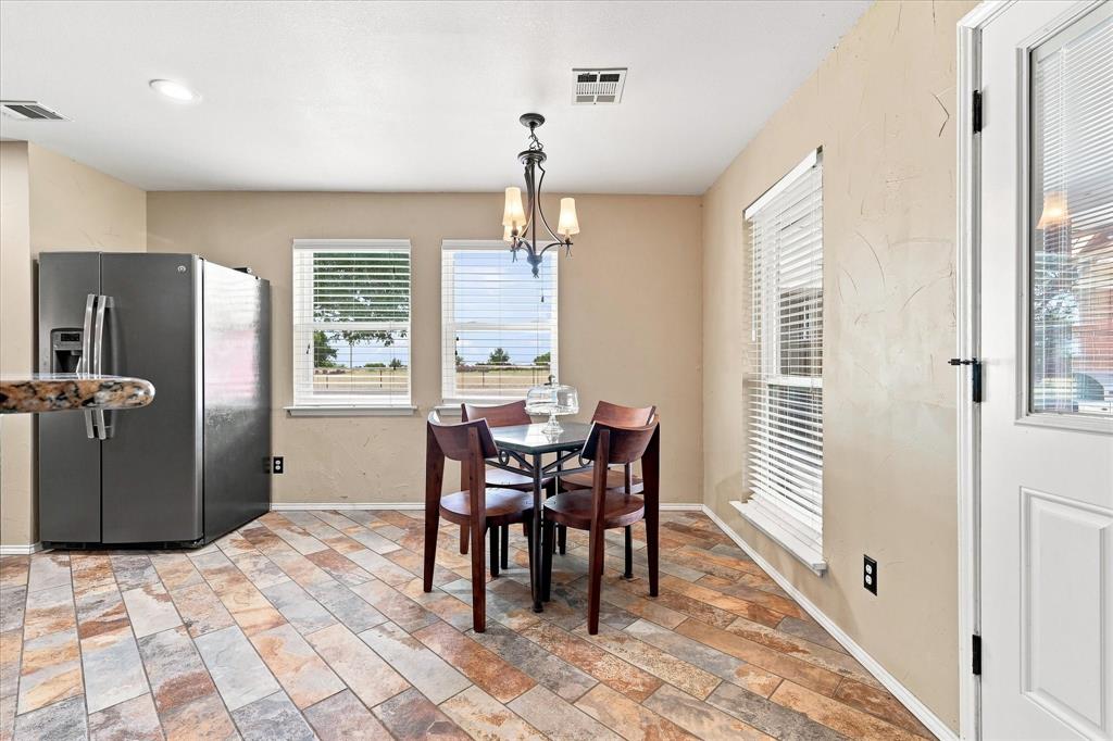 11555 Plainview Road Krum, TX 76249 - Photo 16 of 40 Eat in kitchen!