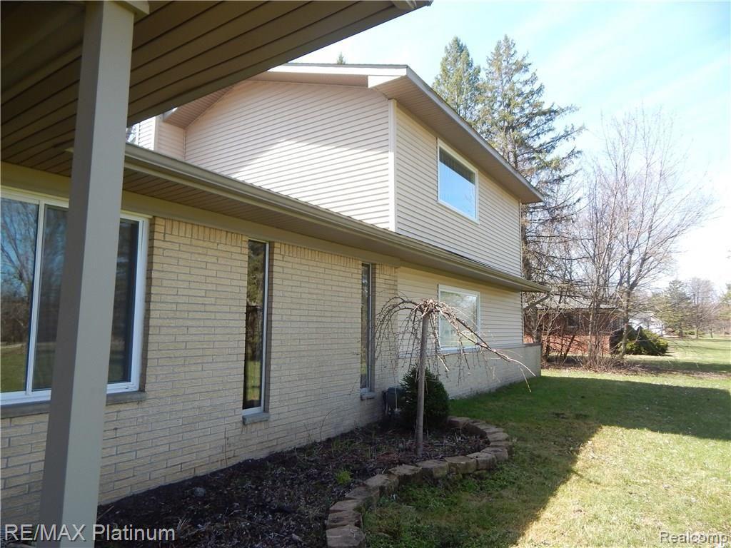 44441 Bemis Road Belleville, MI 48111 - Photo 4 of 50