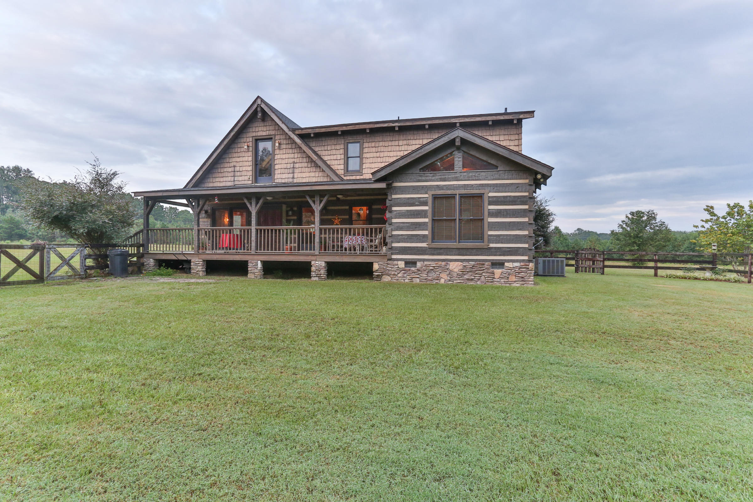 566 Springhill Church Road Hamlet, NC 28345 - Photo 4 of 60 1O8A8363