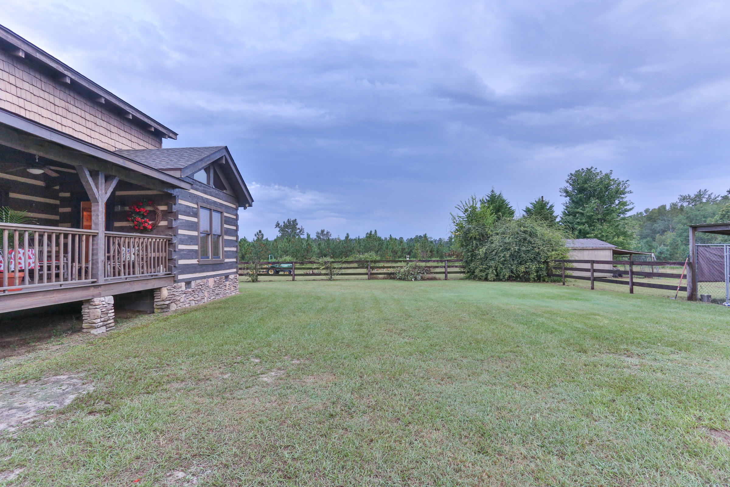 566 Springhill Church Road Hamlet, NC 28345 - Photo 5 of 60 1O8A8371