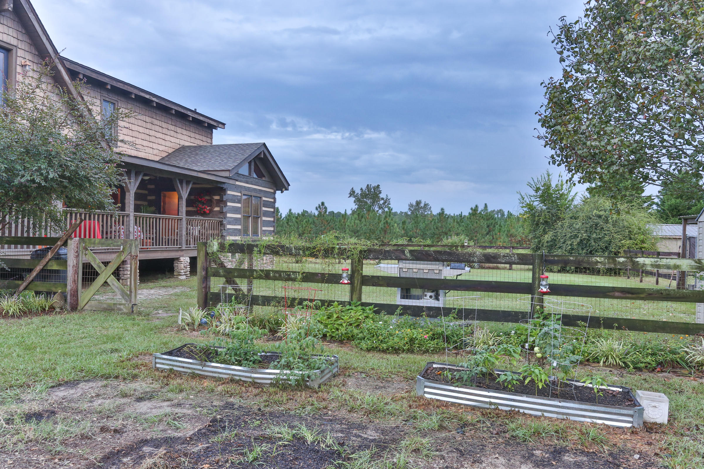 566 Springhill Church Road Hamlet, NC 28345 - Photo 7 of 60 1O8A8379