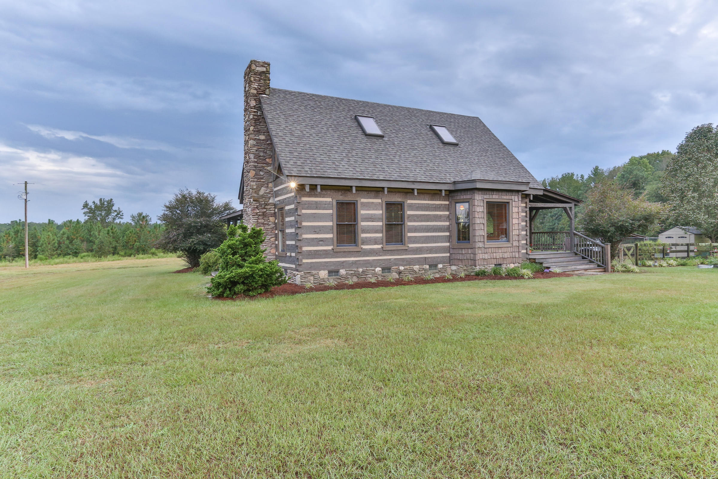 566 Springhill Church Road Hamlet, NC 28345 - Photo 9 of 60 1O8A8323