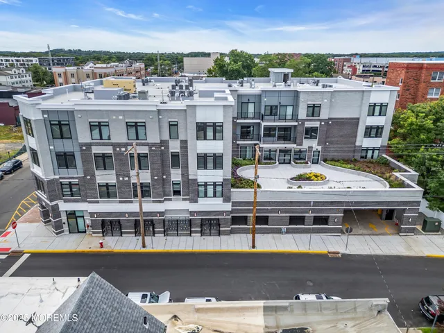 $4,740 | 120 Monmouth Street, Unit AUTUMN 301, Red Bank, NJ 07701