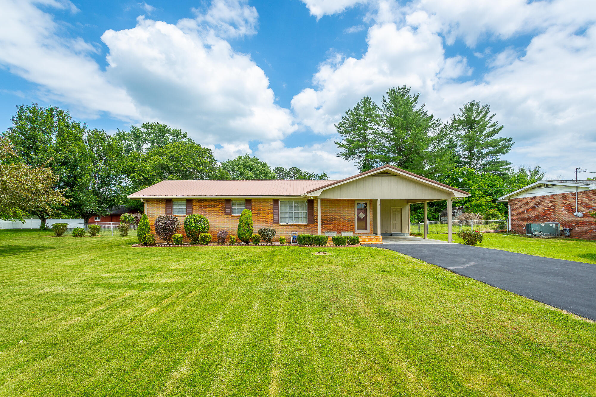 267 Graham Circle Rock Spring, GA 30739 - Photo 2 of 44 267 Graham Circle HD-18