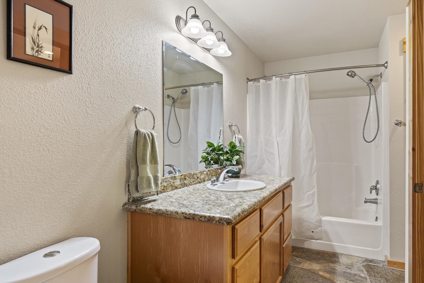 10193 Martis Valley Road, Unit A Truckee, CA 96161 - Photo 17 of 27