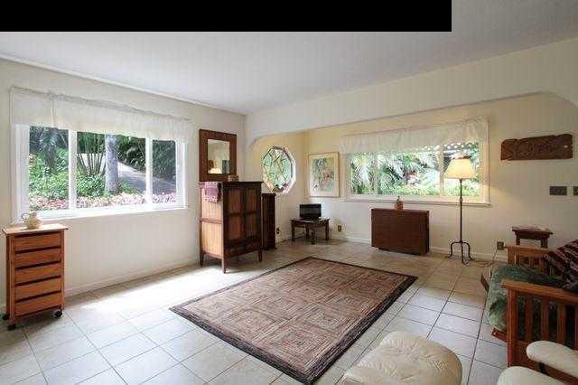 560 West Kuiaha Road Haiku, HI 96708 - Photo 6 of 23 a living room with furniture and a window