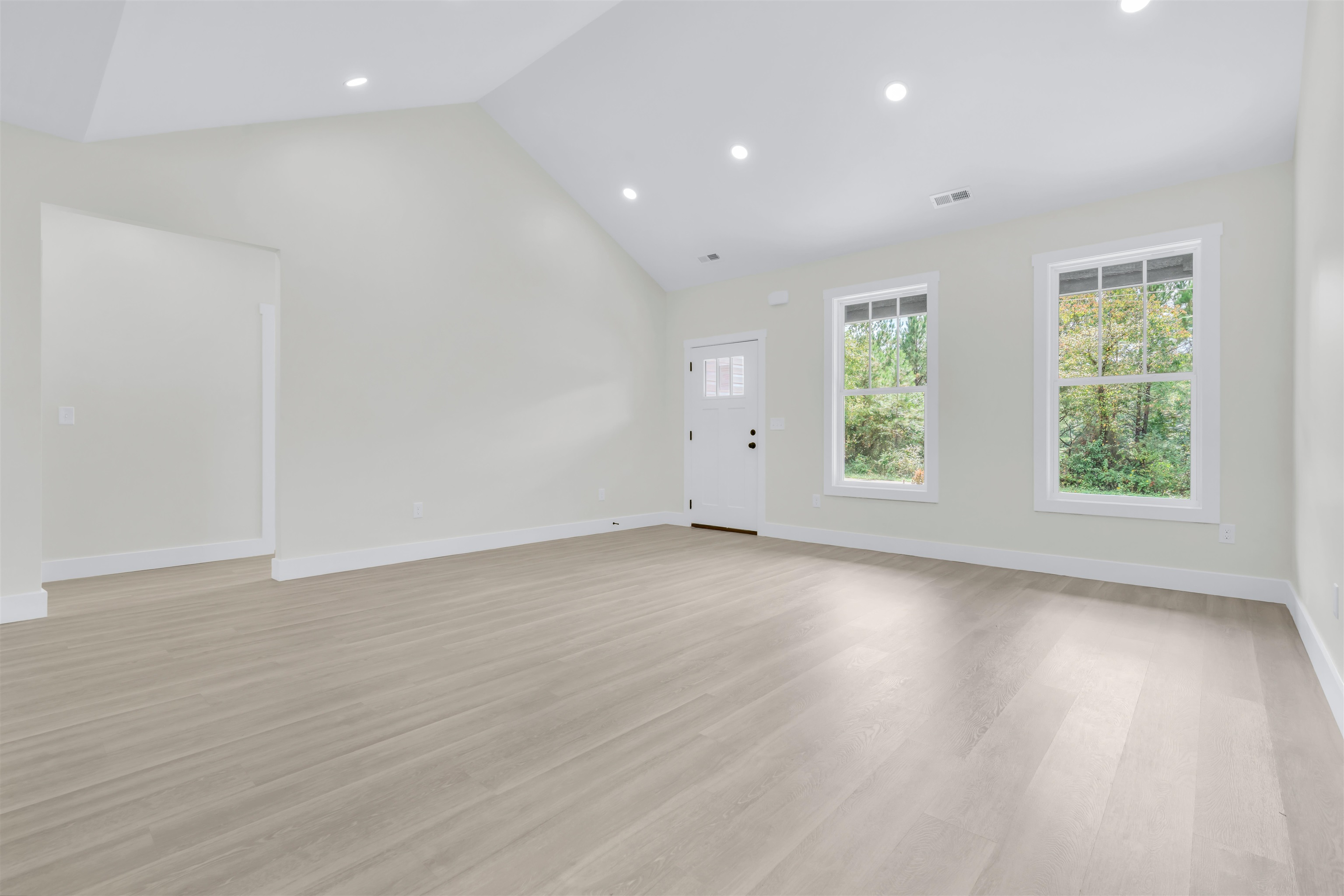 523 Bill Lattimore Road Chesnee, SC 29323 - Photo 2 of 16