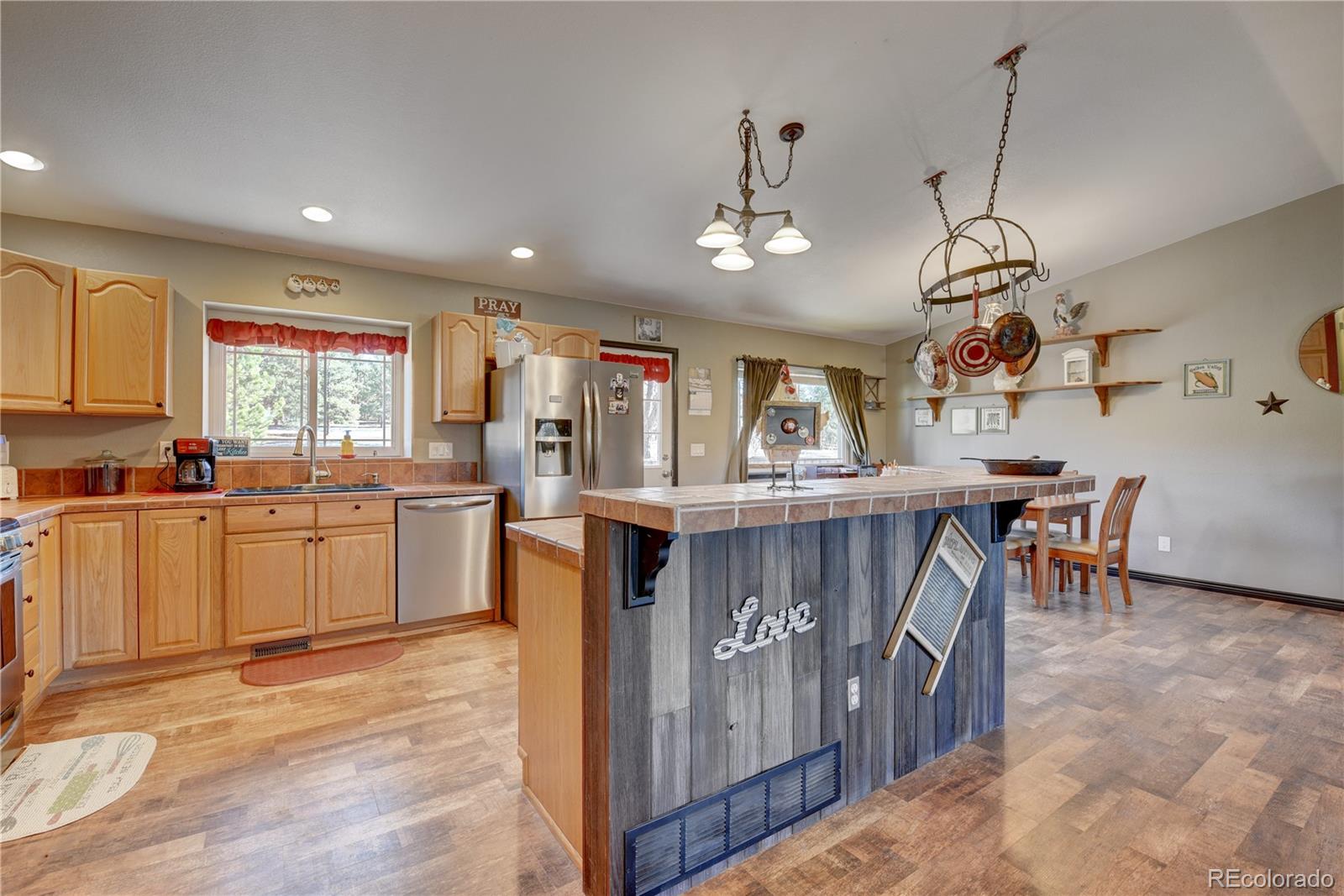 37767 Sable Ridge Road Elizabeth, CO 80107 - Photo 3 of 40 Gallery Image 3