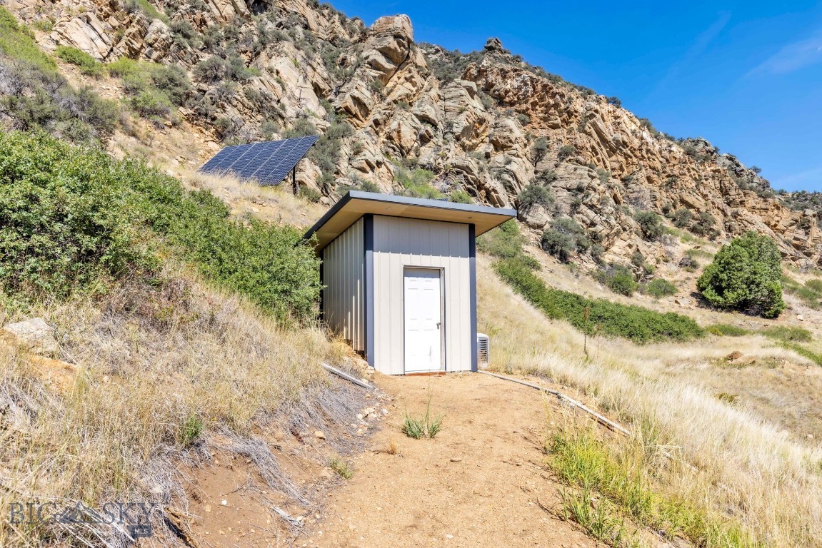279 North Beartrap Cyn Road Norris, MT 59745 - Photo 57 of 71 Gallery Image 57
