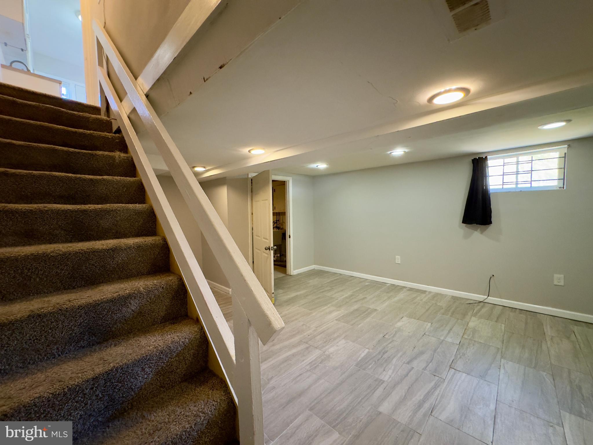 3710 Springwood Avenue Baltimore, MD 21206 - Photo 3 of 24 a view of an entryway