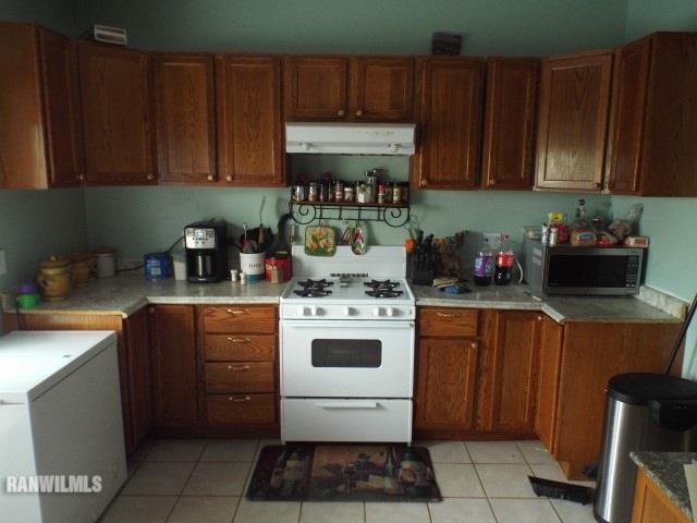 3166 Weston Road Hanover, IL 61028 - Photo 4 of 20 Gallery Image 4