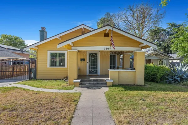 $329,000 | 356 East Vassar Avenue, Fresno, CA 93704