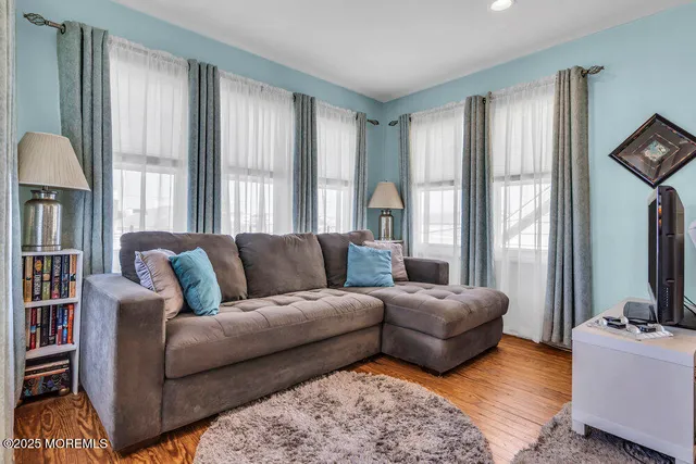 $949,000 | 305 Hamilton Avenue, Seaside Heights, NJ 08751