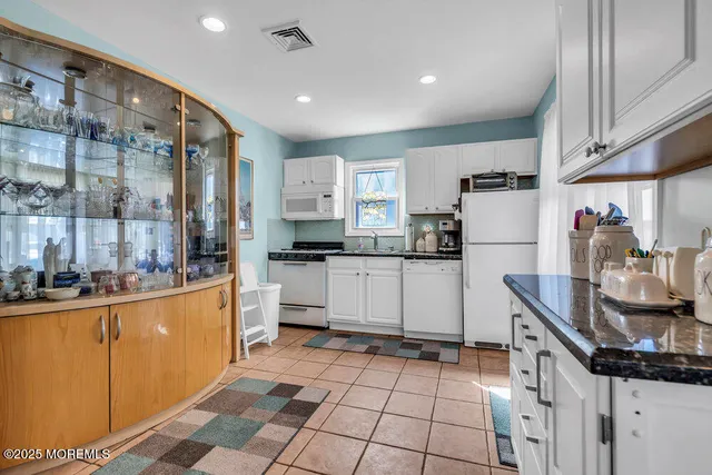 $949,000 | 305 Hamilton Avenue, Seaside Heights, NJ 08751