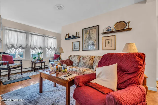 $949,000 | 305 Hamilton Avenue, Seaside Heights, NJ 08751