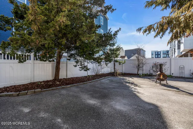 $949,000 | 305 Hamilton Avenue, Seaside Heights, NJ 08751