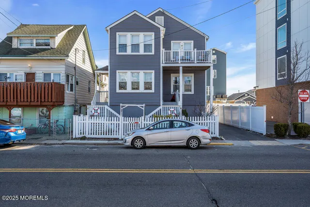 $949,000 | 305 Hamilton Avenue, Seaside Heights, NJ 08751