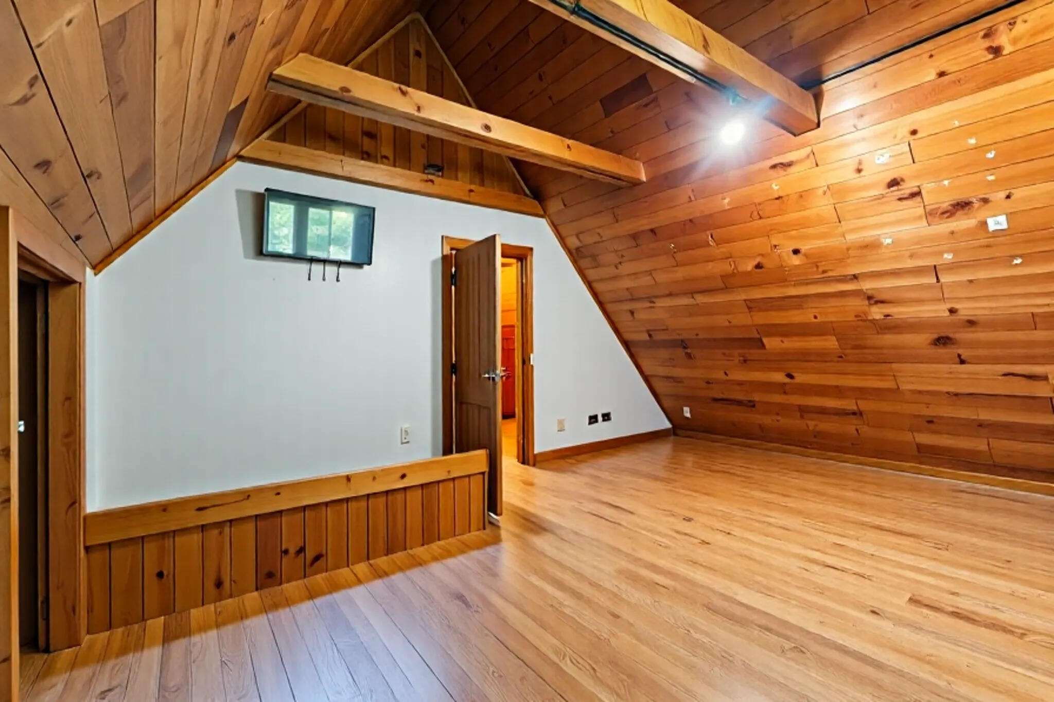 167 Campground Road Arundel, ME 04046 - Photo 21 of 29 Empty room 2 upstairs