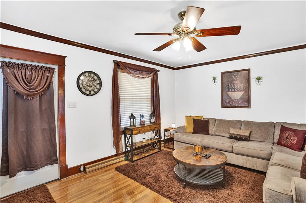 804 George Street Scottdale, PA 15683 - Photo 11 of 34 Front view of Living Room in 804