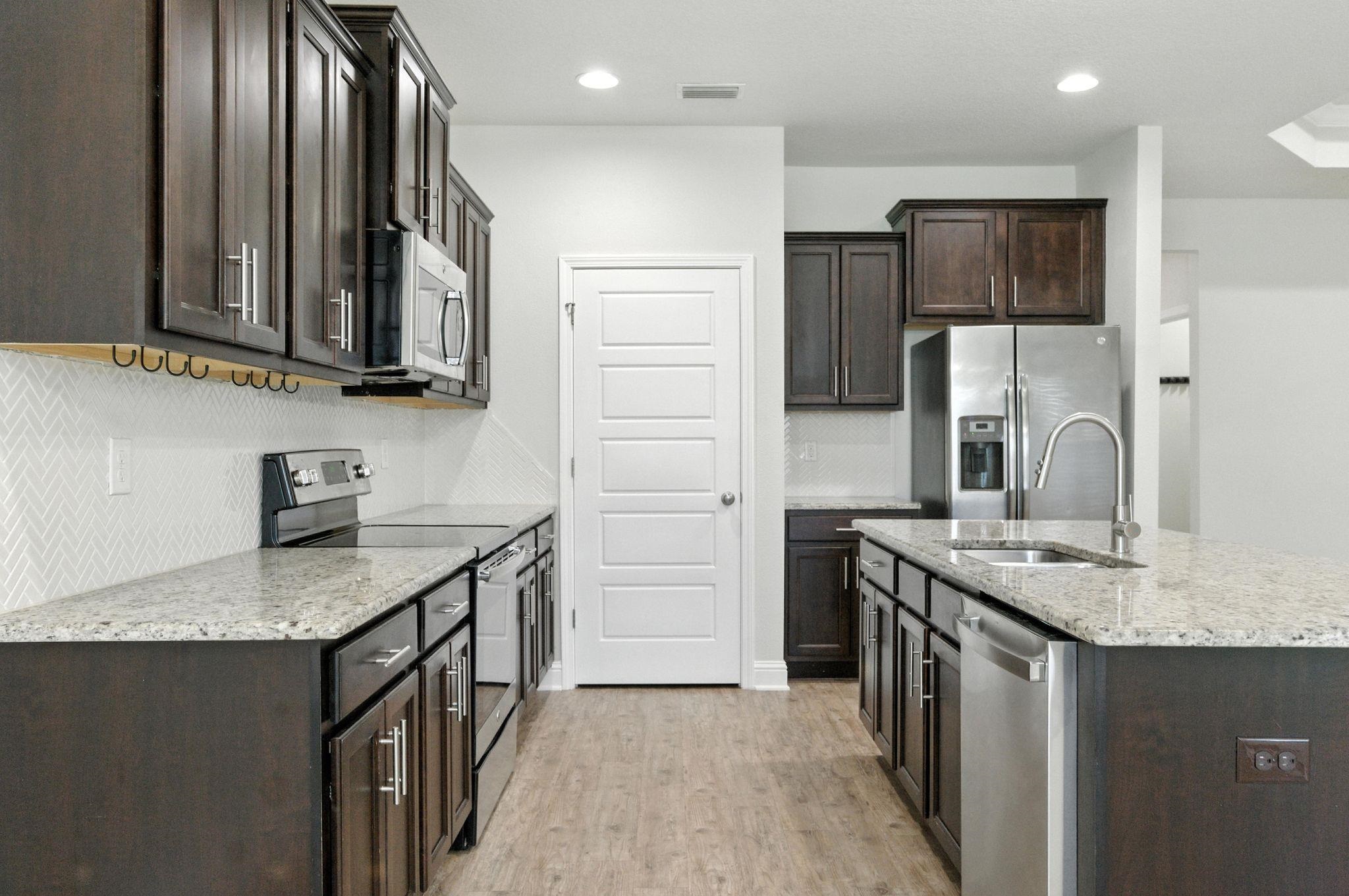 680 Whittington Avenue Fairhope, AL 36532 - Photo 11 of 35