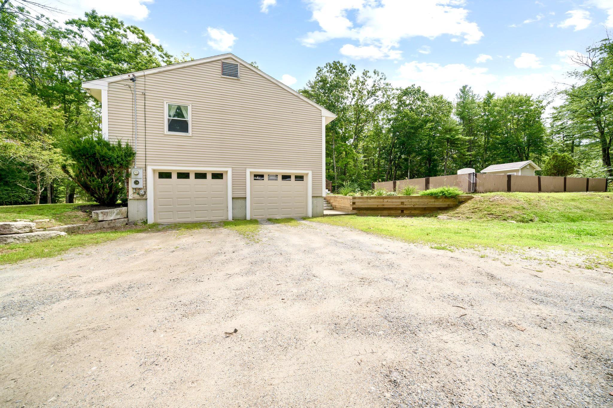 350 Bedford Road New Boston, NH 03070 - Photo 2 of 32