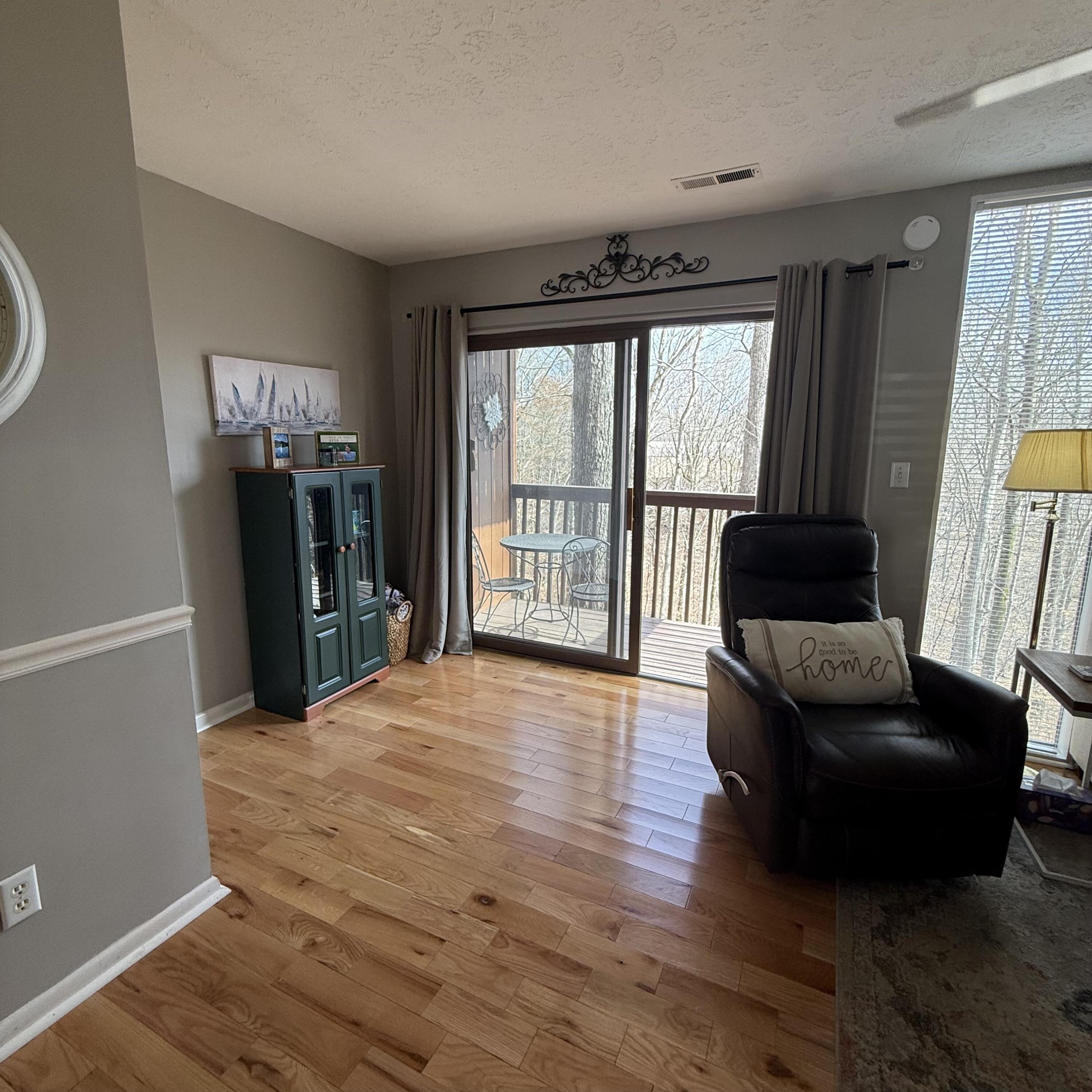 145 State Park Road, Unit G2 Jamestown, KY 42629 - Photo 22 of 38 Access to main level deck