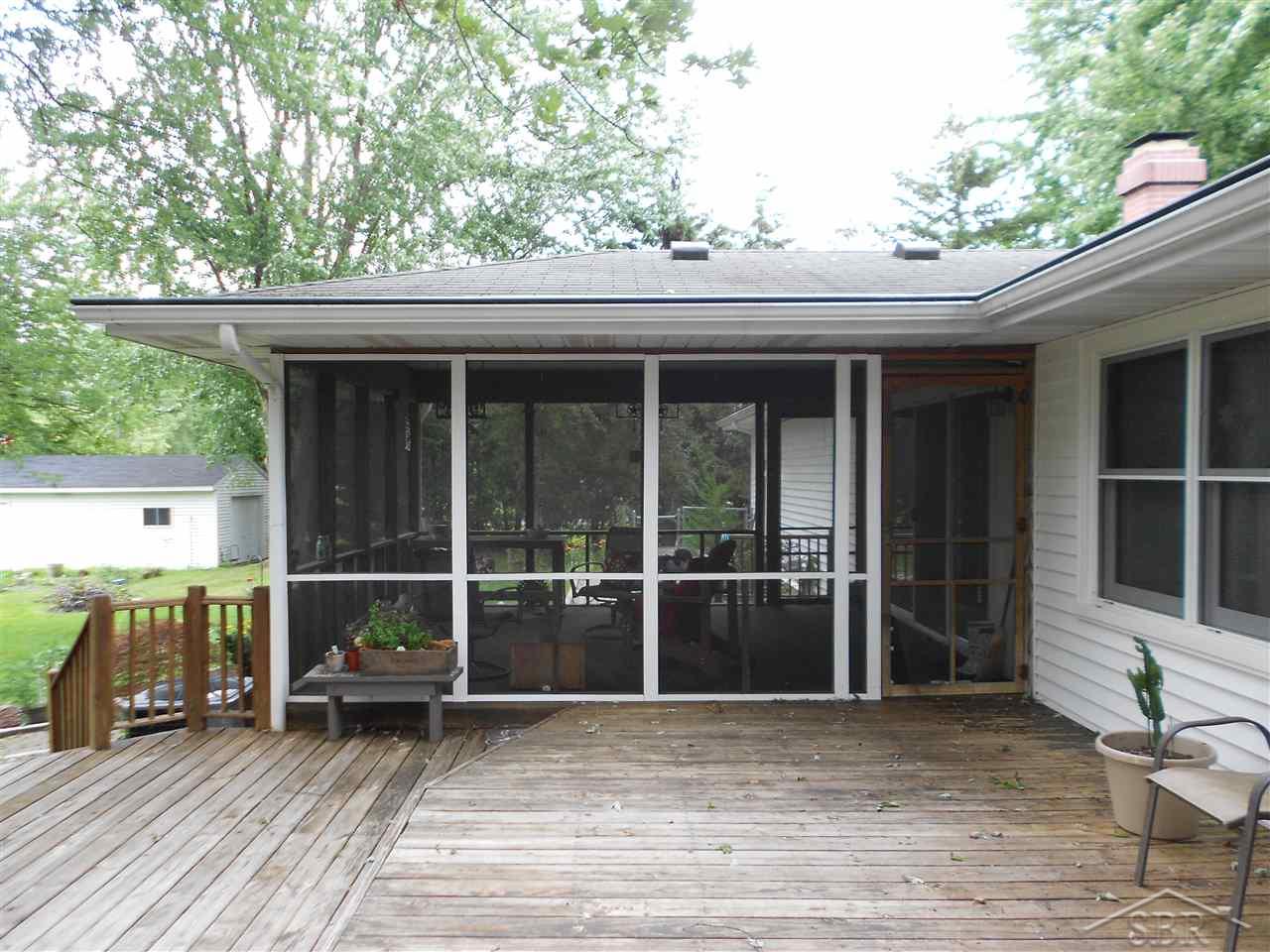6831 North Gleaner Road Freeland, MI 48623 - Photo 20 of 23