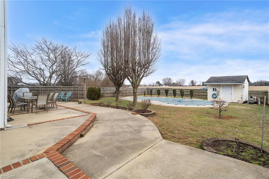 3716 Shadow Ridge Drive High Point, NC 27265 - Photo 29 of 38 Gallery Image 29