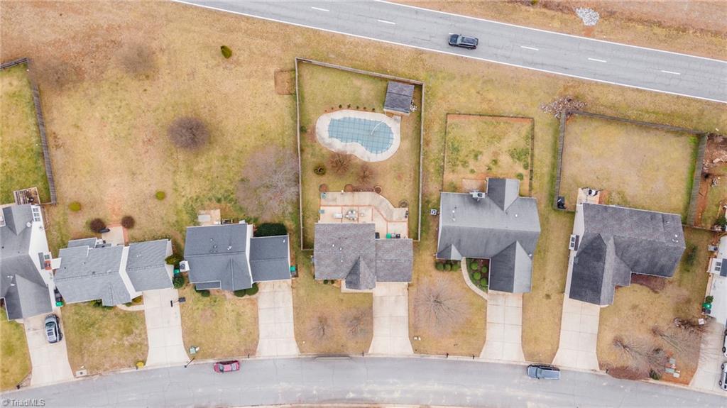 3716 Shadow Ridge Drive High Point, NC 27265 - Photo 31 of 38 Gallery Image 31