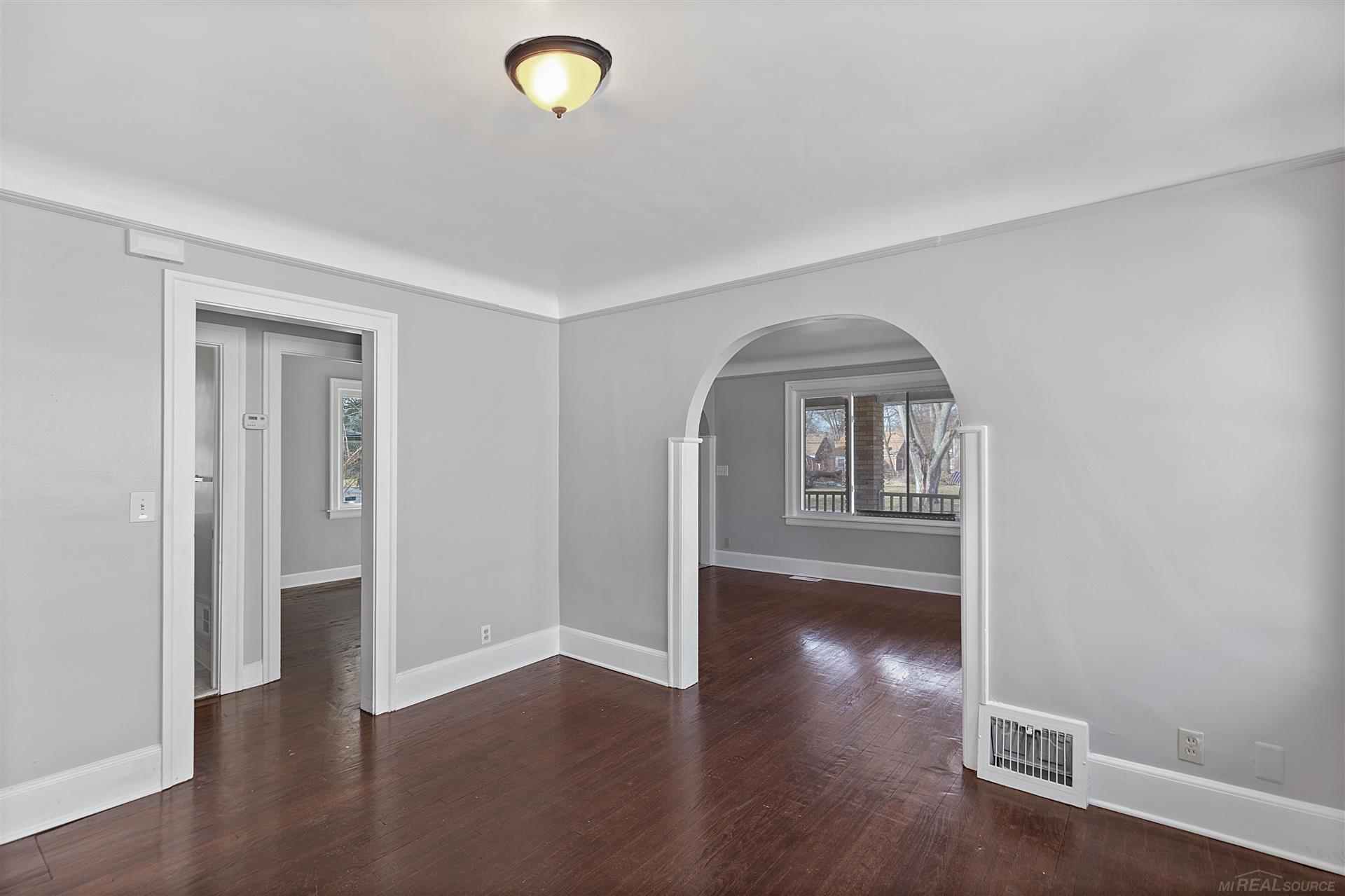 16154 Burt Road Detroit, MI 48219 - Photo 10 of 29