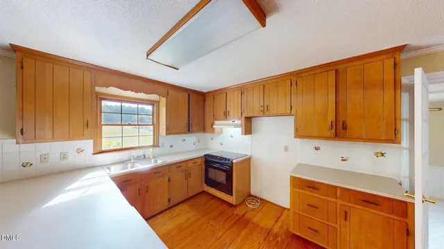 a view of a livingroom with a fireplace