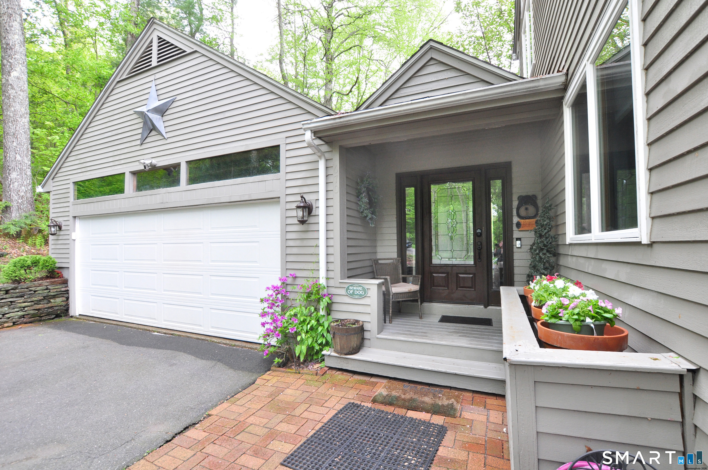 670 Quarry Road Suffield, CT 06093 - Photo 3 of 40