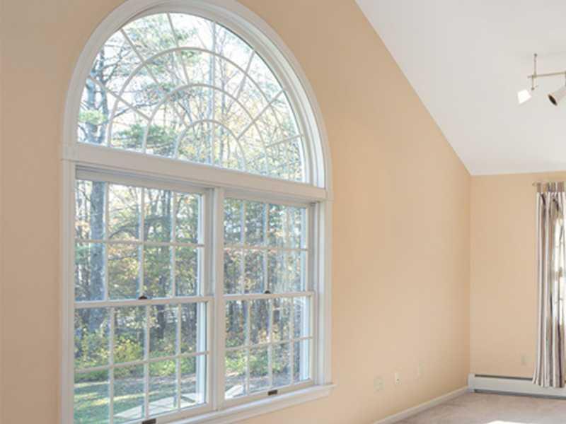 8 Days Mill Road Kennebunk, ME 04043 - Photo 14 of 34 Den/Family/Great Room. Sunny beaming...