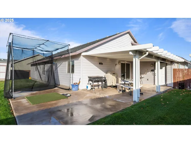 a black and white photo of a house