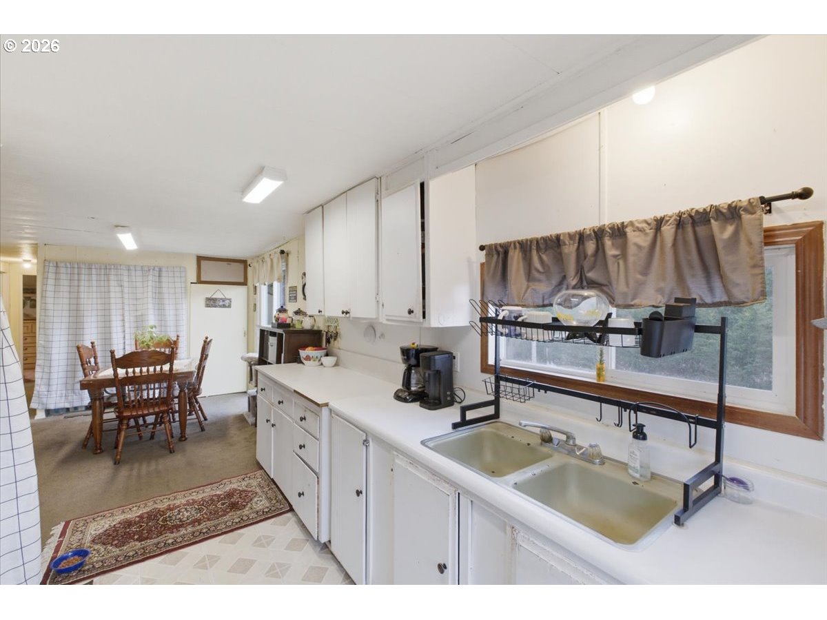 30271 Horseshoe Loop Lebanon, OR 97355 - Photo 14 of 40 Gallery Image 14