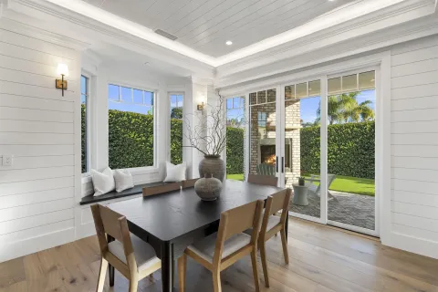 $5,350,000 | 466 Westbourne Street, La Jolla, CA 92037